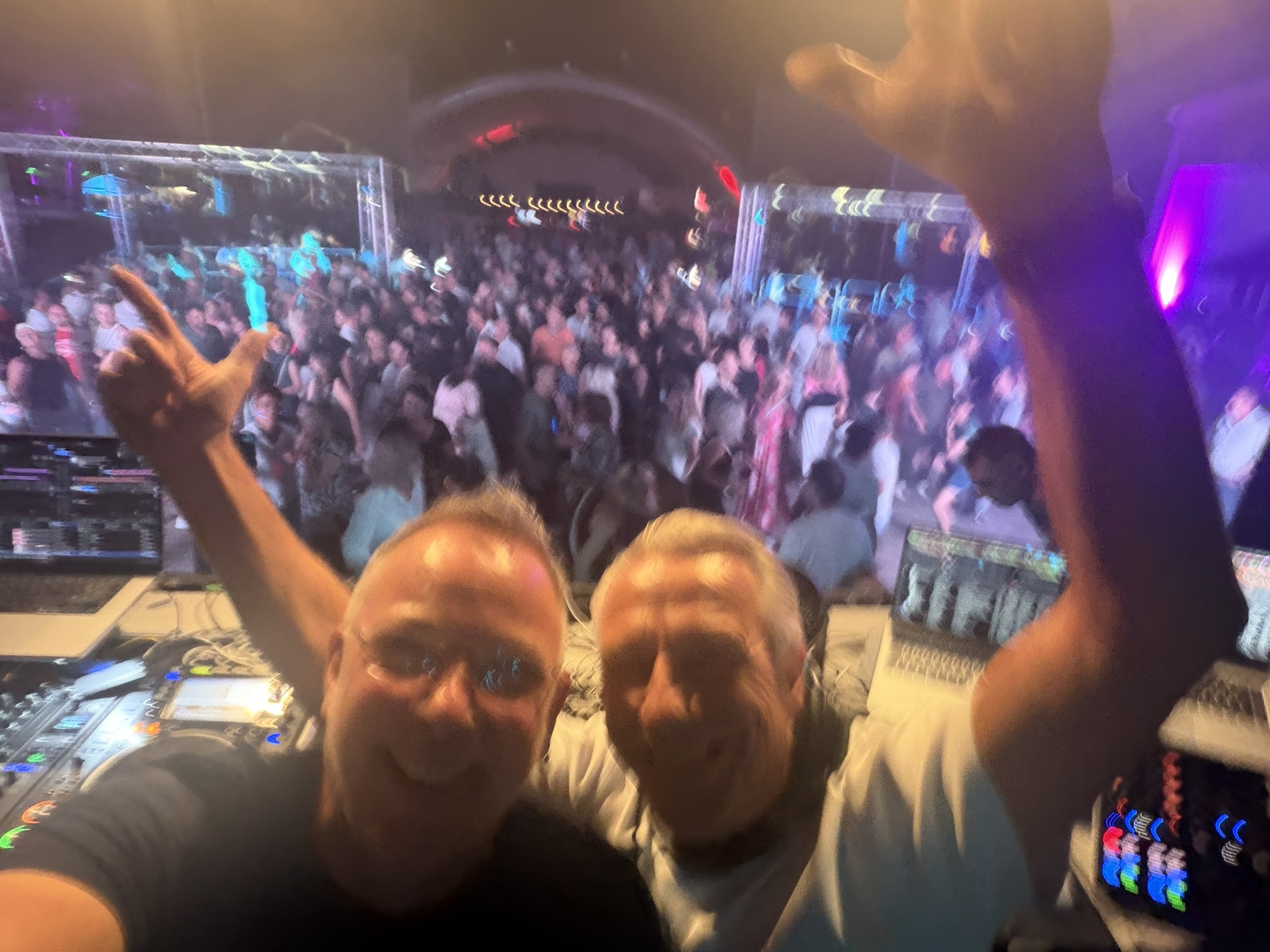 Trianon Hot-Summer-Night